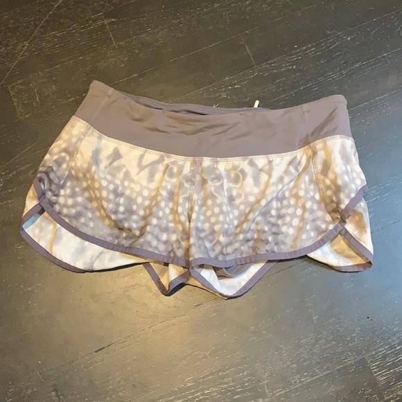 Lululemon Athletica Speed Up Shorts - Picture 1 of 2